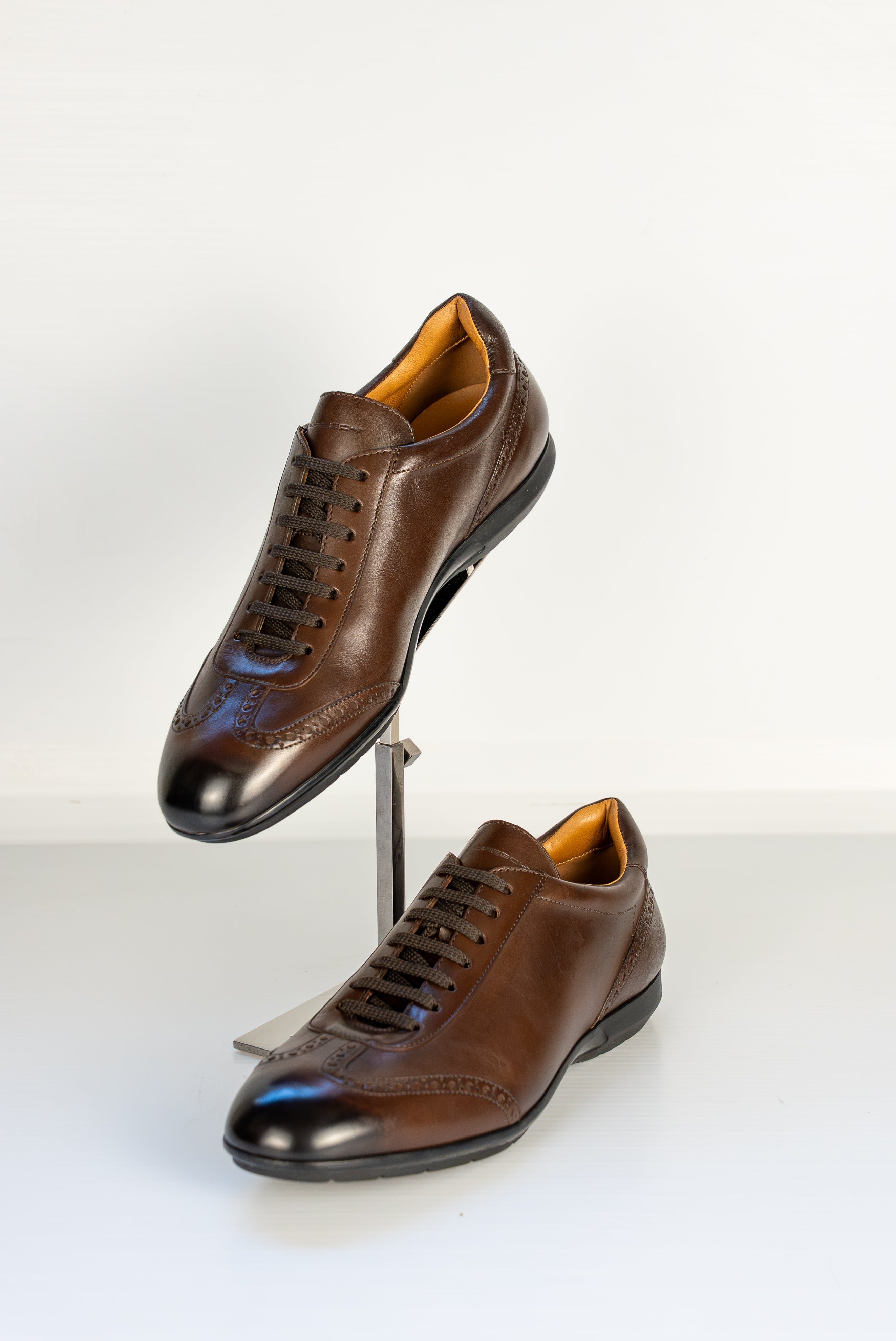 Brown Sneaker (42323)