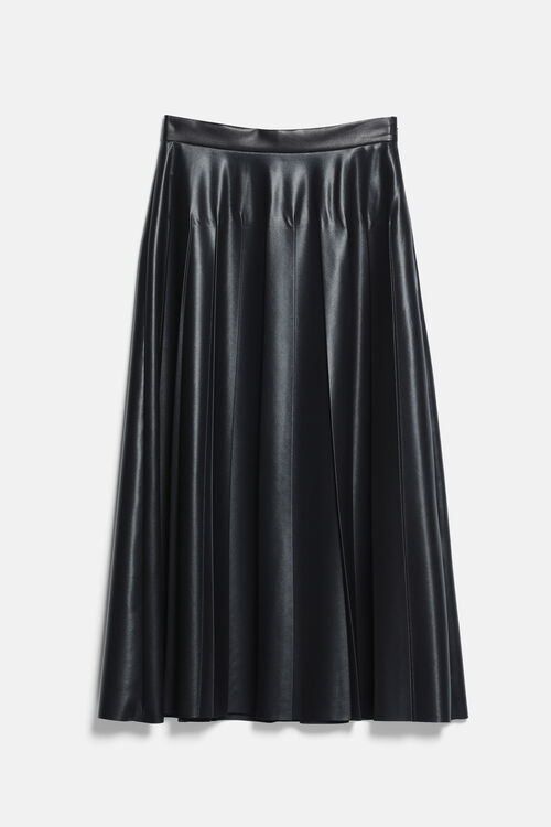 Skirt (Fabula)