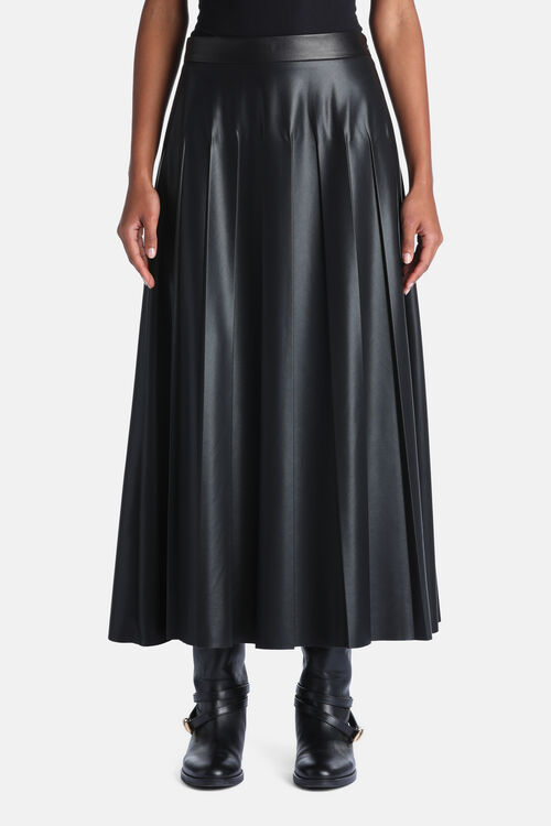 Skirt (Fabula)